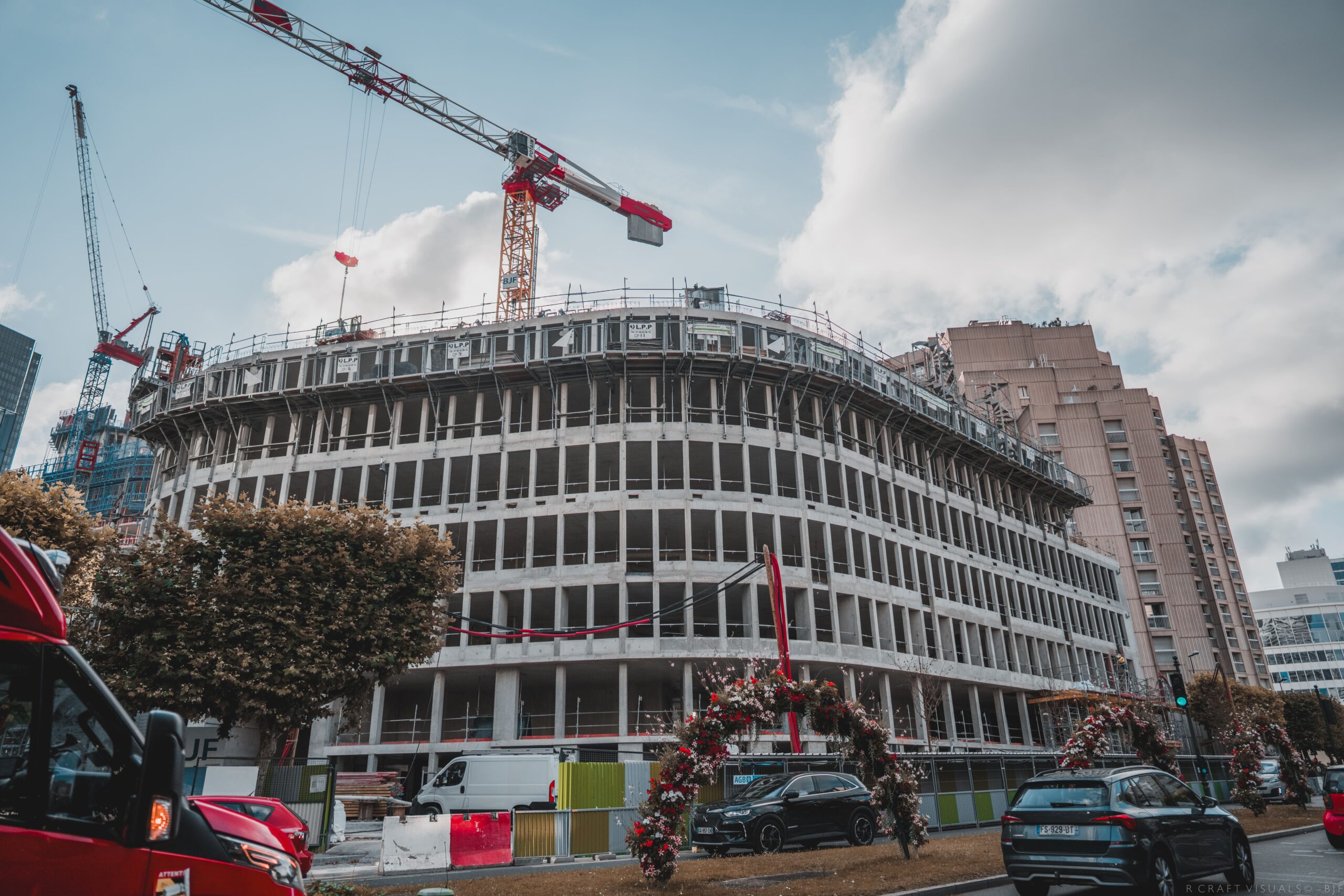 vous cherchez une entreprise de construction à puteaux ? découvrez nos services de construction, rénovation et travaux publics pour particuliers et professionnels. obtenez un devis gratuit rapidement !