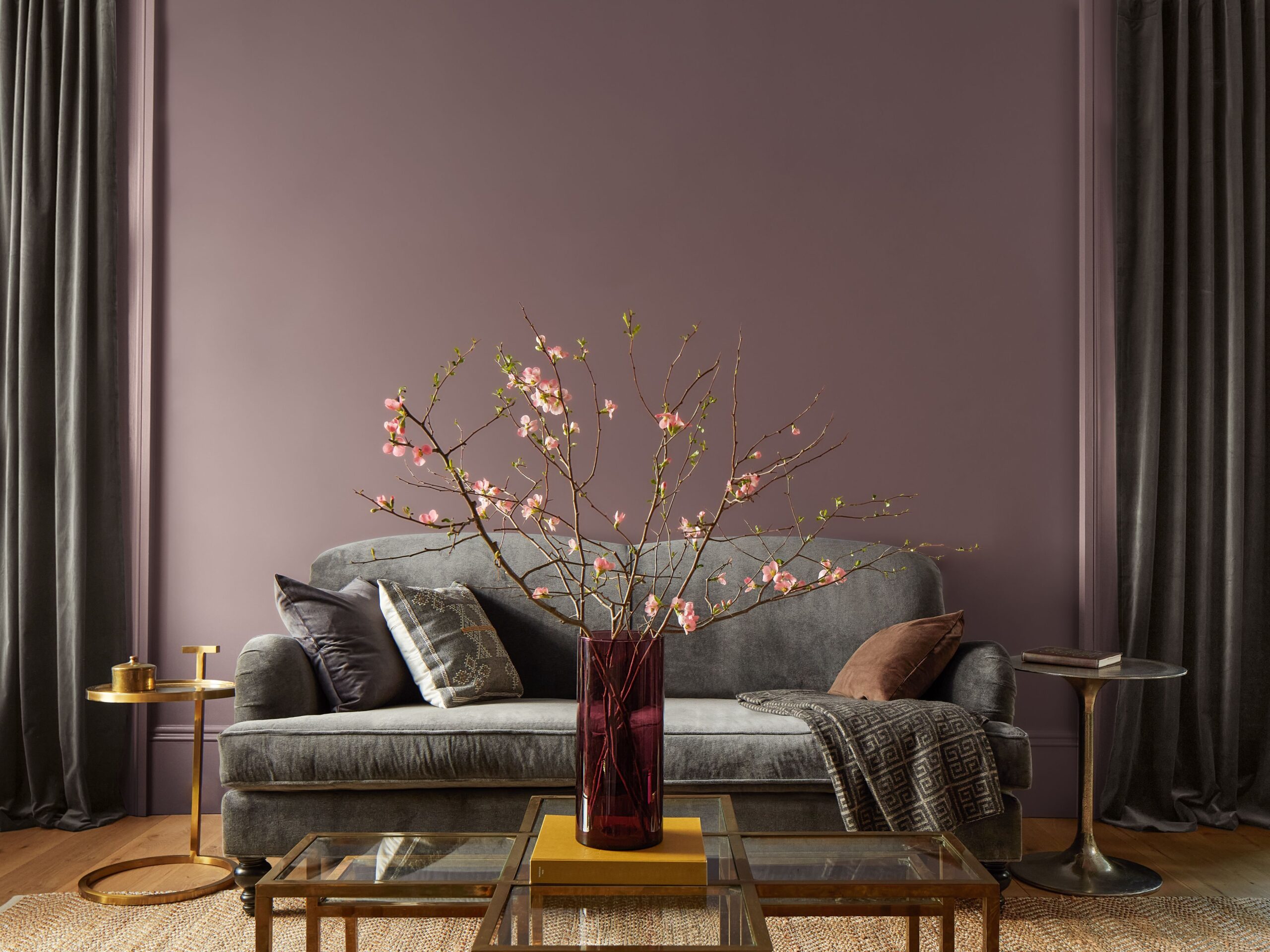 découvrez les tendances peinture pour chambres adultes en 2025 : couleurs modernes, inspirations apaisantes et idées déco pour transformer votre espace en un cocon élégant et relaxant.