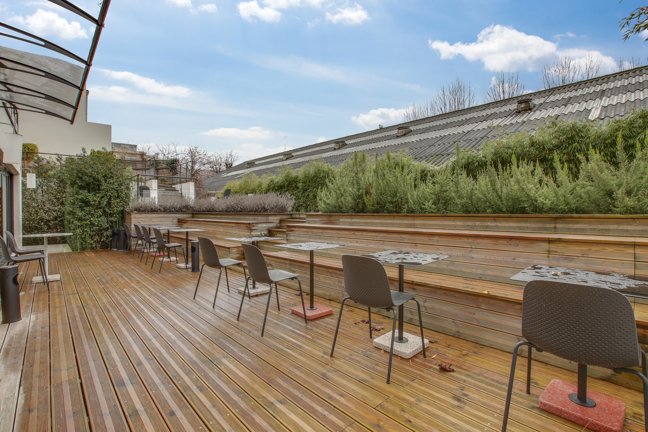 découvrez nos aménagements personnalisés à vanves, conçus pour optimiser votre espace et répondre parfaitement à vos besoins.