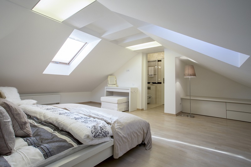 découvrez nos astuces et inspirations pour aménager vos combles et transformer cet espace en un lieu fonctionnel et agréable.