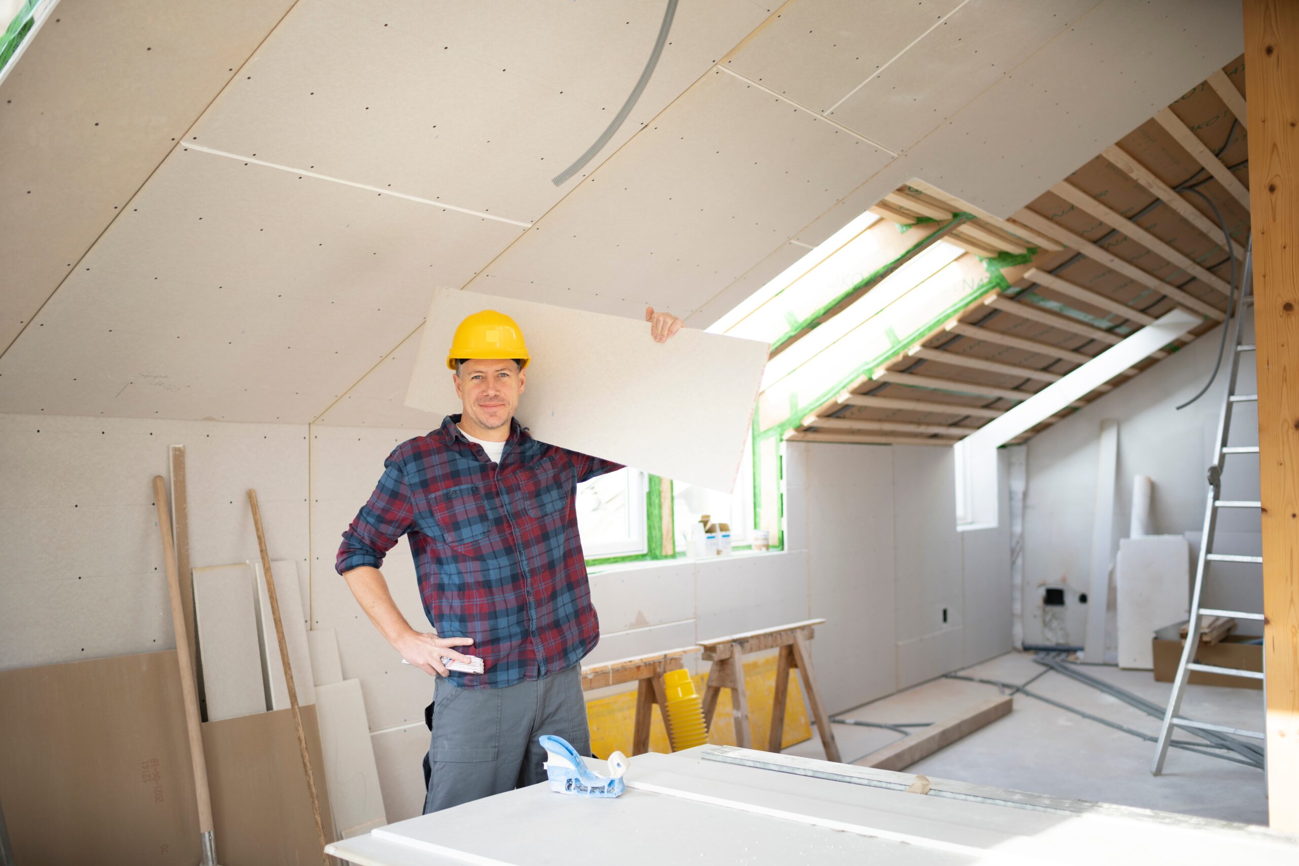 découvrez nos services d'artisan combles : aménagement, isolation et rénovation de vos combles pour optimiser votre espace et valoriser votre maison. devis gratuit et conseils personnalisés.