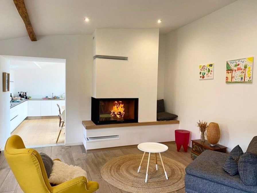découvrez le coût de la rénovation d'une ferme ancienne : conseils, estimation des prix et astuces pour réussir vos travaux tout en préservant le charme authentique de votre bâtisse.