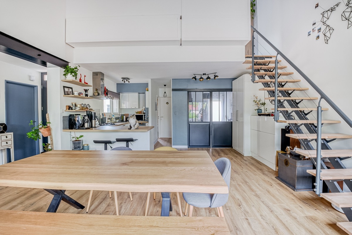 découvrez comment estimer le coût de rénovation d'une maison au mètre carré. conseils, tarifs moyens et astuces pour votre projet de rénovation.