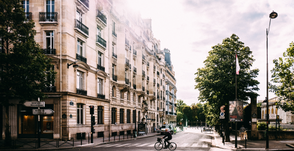 obtenez un devis gratuit pour vos travaux de rénovation à paris. comparez les prix et trouvez les meilleurs artisans pour votre projet de rénovation.