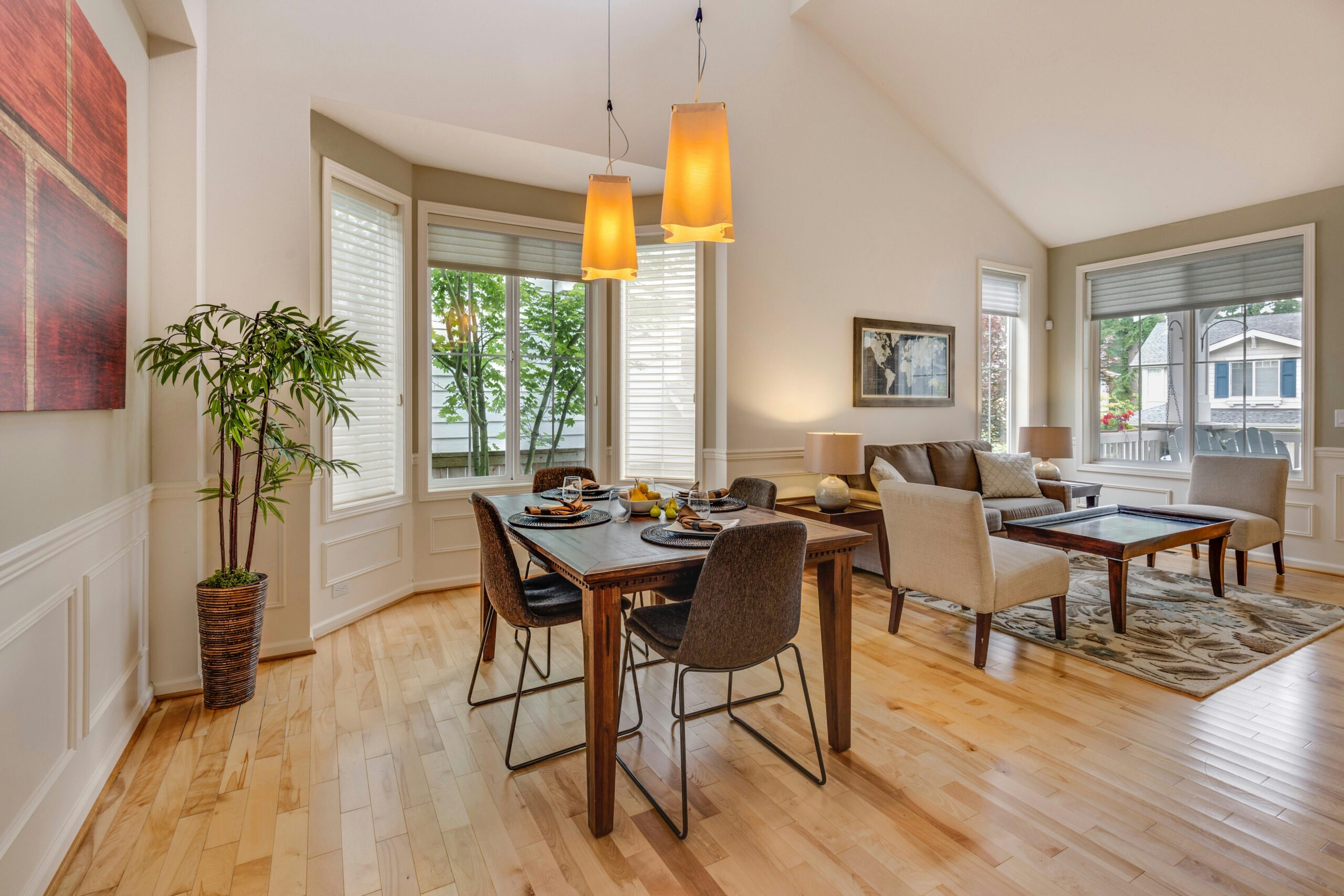 obtenez une estimation précise du coût de la rénovation de votre maison. conseils, prix moyens et facteurs à considérer pour mieux planifier votre projet de rénovation.