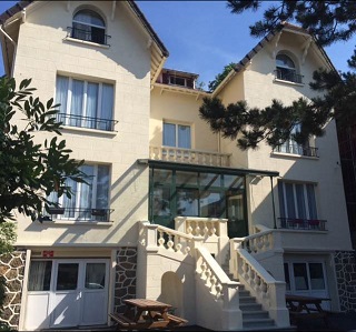 découvrez peinture92, votre expert en travaux de peinture dans les hauts-de-seine. rénovation, décoration intérieure et extérieure, devis gratuit, finition professionnelle.