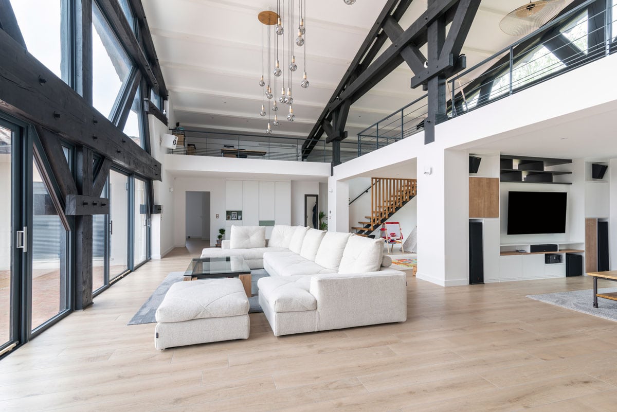 découvrez comment optimiser le budget de votre rénovation de maison. conseils, astuces et estimation des prix pour un projet réussi à moindre coût.