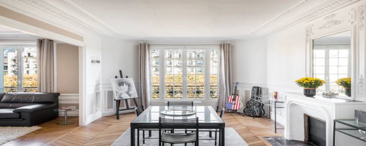 découvrez les prix moyens pour une rénovation à paris : coûts au m2, conseils pour optimiser votre budget, et astuces pour choisir le bon professionnel.