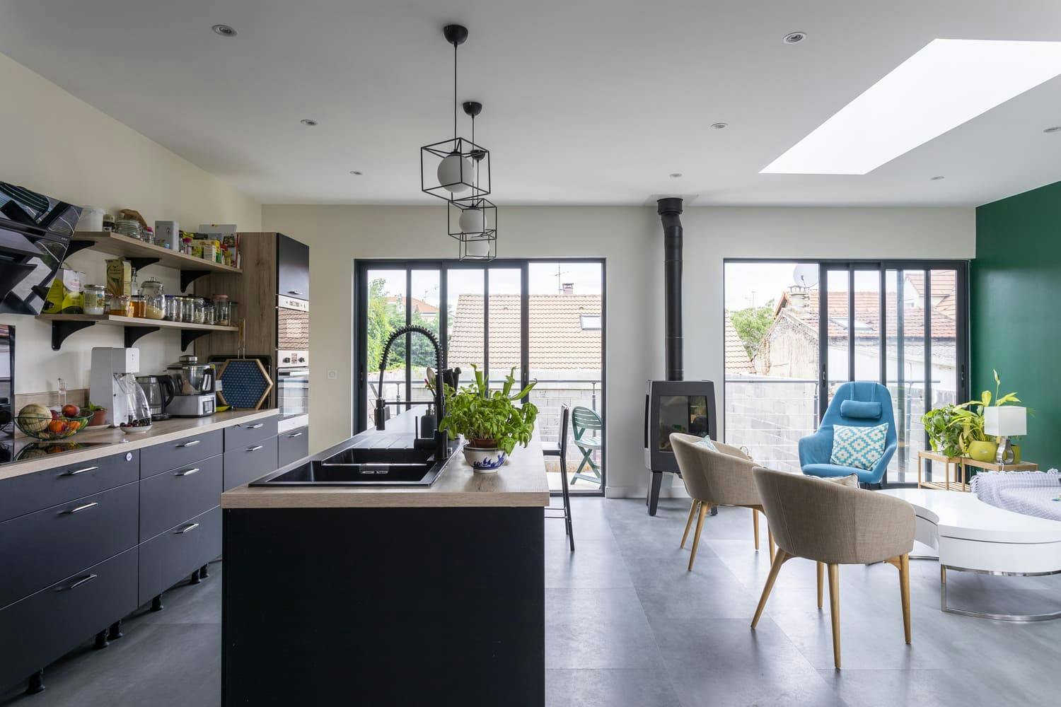 expert en rénovation d'appartements à paris 6, nous transformons votre intérieur avec qualité et savoir-faire pour un habitat moderne et confortable.