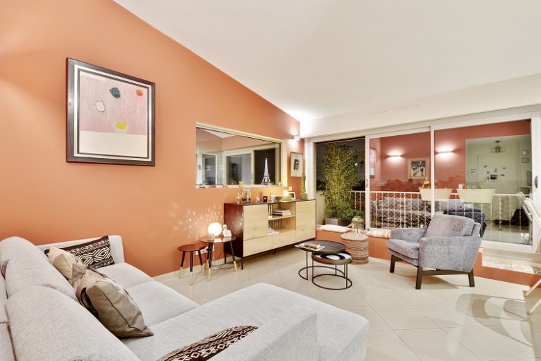 expert en rénovation d'appartement à paris, offrant des services rapides et de qualité pour transformer votre espace en un lieu moderne et fonctionnel.