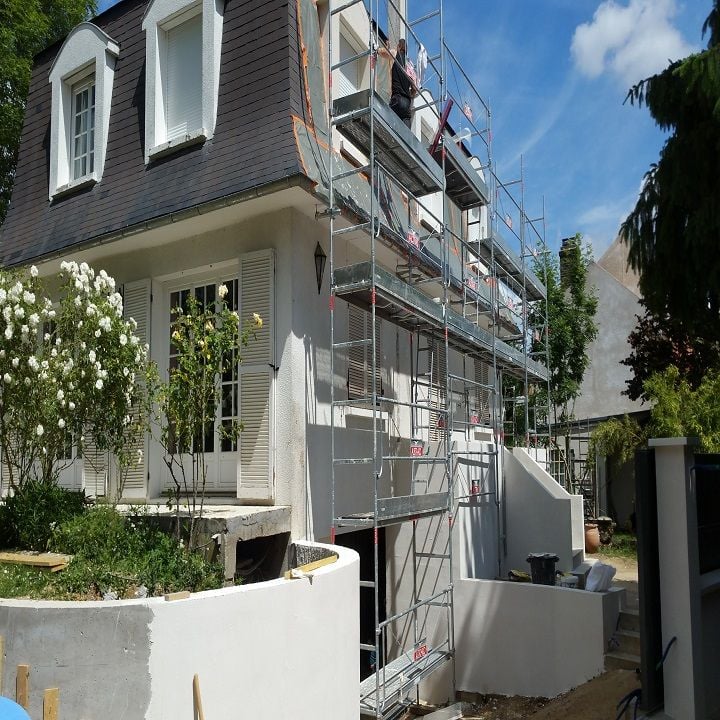 expert en rénovation de cuisine à la celle-saint-cloud, nous transformons votre espace avec des designs modernes et fonctionnels. contactez-nous pour un devis personnalisé.
