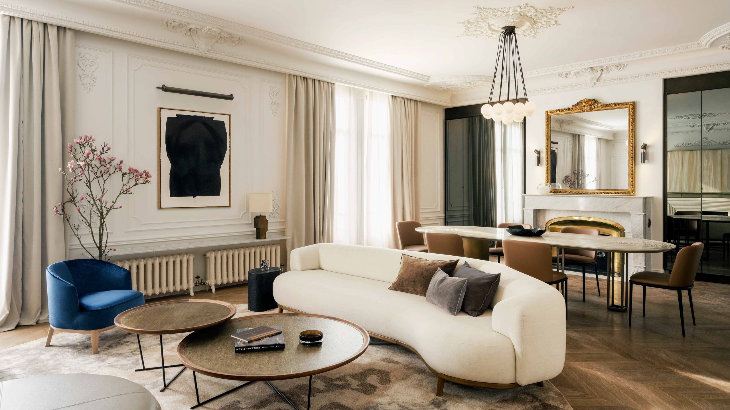 découvrez notre expertise en rénovation élégante d'appartements haussmanniens à paris, alliant charme traditionnel et modernité pour sublimer votre intérieur.