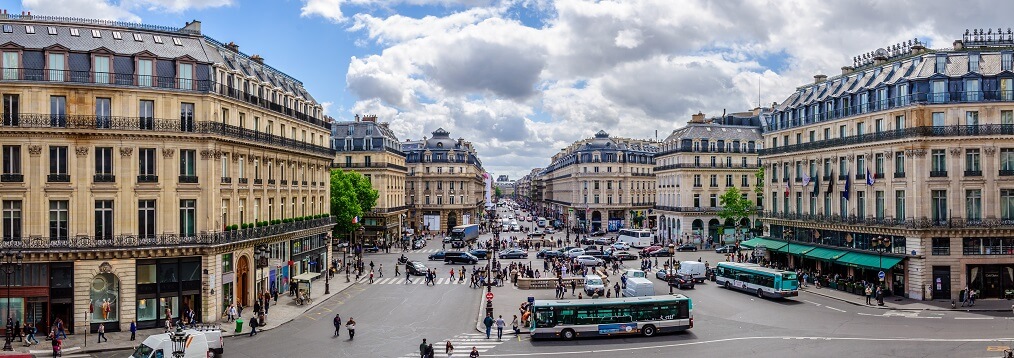 découvrez nos services de rénovation haussmannienne à paris : restauration de moulures, parquets et cheminées pour sublimer votre appartement avec élégance et authenticité.