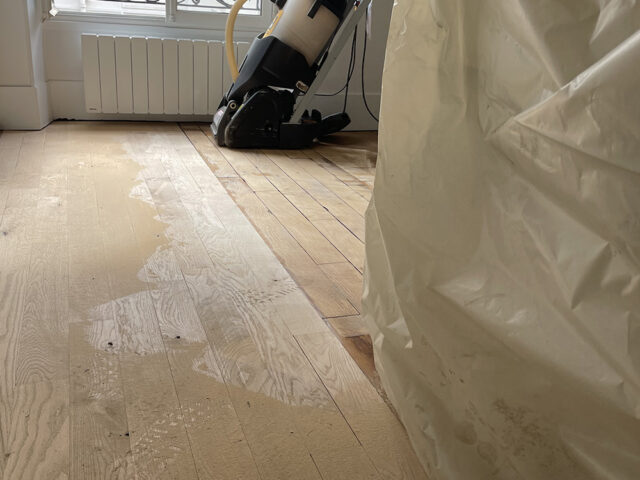 confiez la rénovation de votre parquet à paris 13 à des experts ! redonnez vie à vos sols avec nos prestations sur-mesure : ponçage, vitrification et réparation. devis gratuit et intervention rapide.