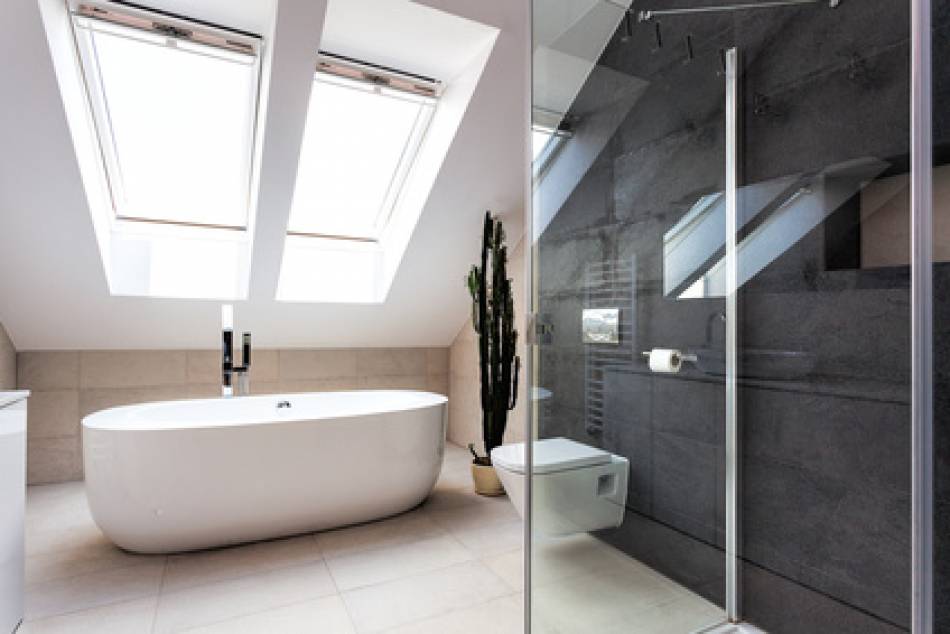 confiez la rénovation de votre salle de bain à un architecte pour un espace sur-mesure, fonctionnel et esthétique. profitez de conseils professionnels et d'un design innovant pour transformer votre salle d'eau.