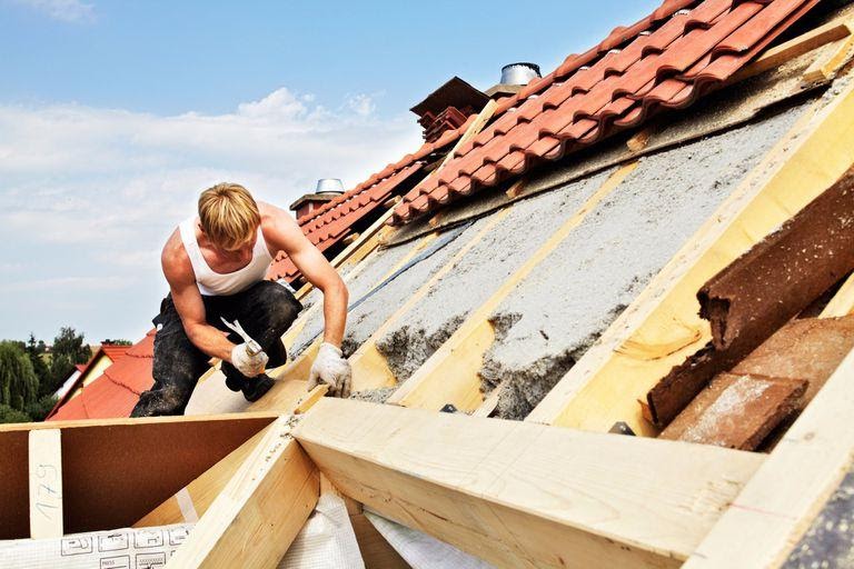 découvrez des astuces efficaces pour rénover à moindre coût tout en améliorant le confort et la valeur de votre maison.