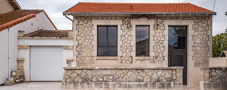 découvrez nos conseils et astuces pour rénover l’électricité de votre maison à petit prix. profitez d’une installation électrique sécurisée et économique grâce à des solutions adaptées à tous les budgets.