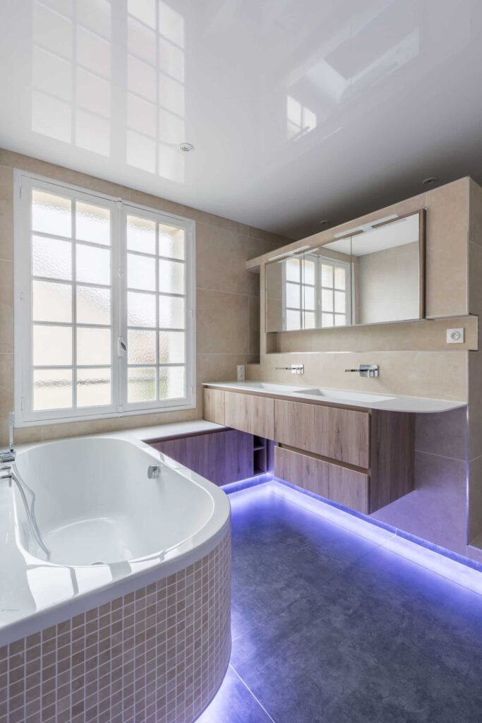 découvrez comment rénover votre salle de bain à paris avec des conseils pratiques, des idées design et des solutions adaptées à votre budget.